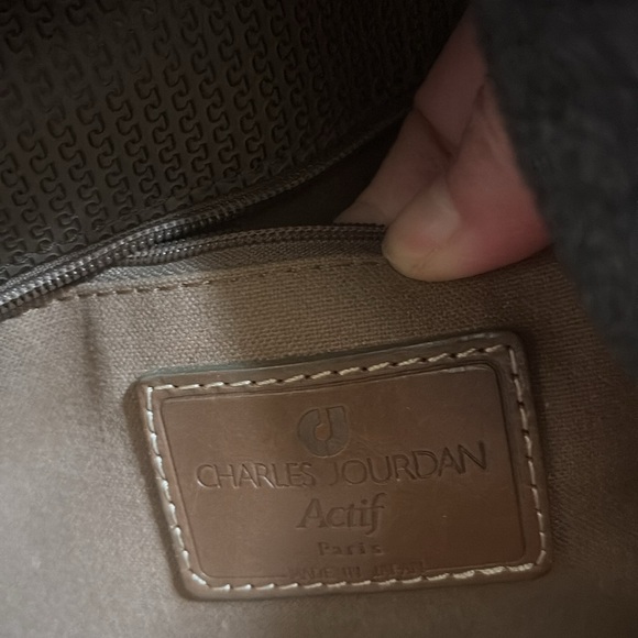 Vintage and Charles Jourdan Actif Paris bag
Size: 11’’ X 14’’ - Picture 5 of 10